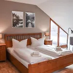 Jaegerhaus *