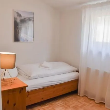 Jaegerhaus Inn *
